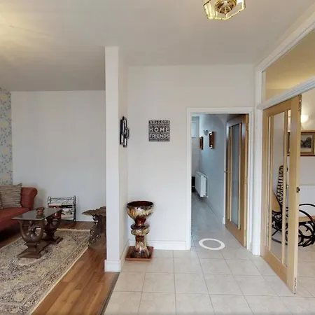 Pensionat White House 3*