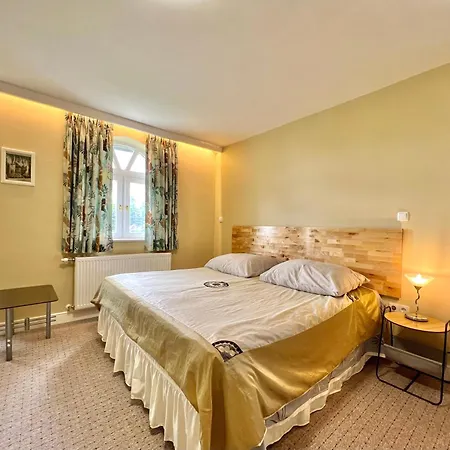 White House Zalakaros